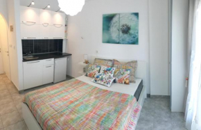 *NEW* BEACHFRONT APARTMENT SEA VIEW